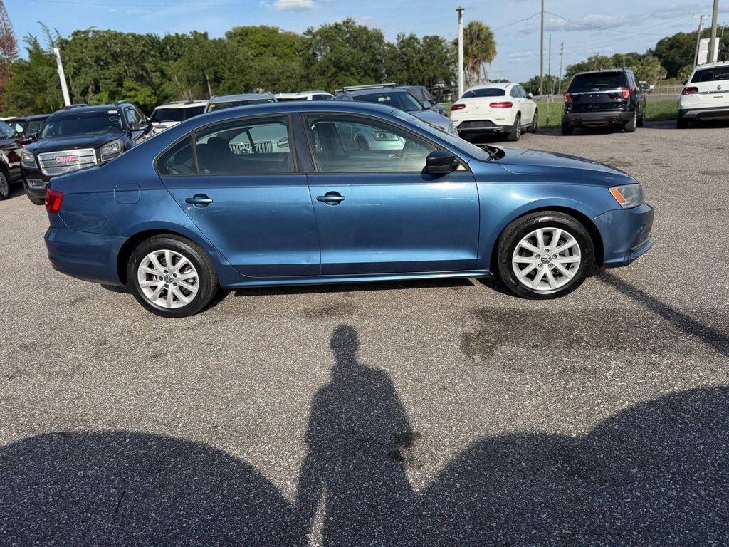 2015 Volkswagen Jetta - $7,995