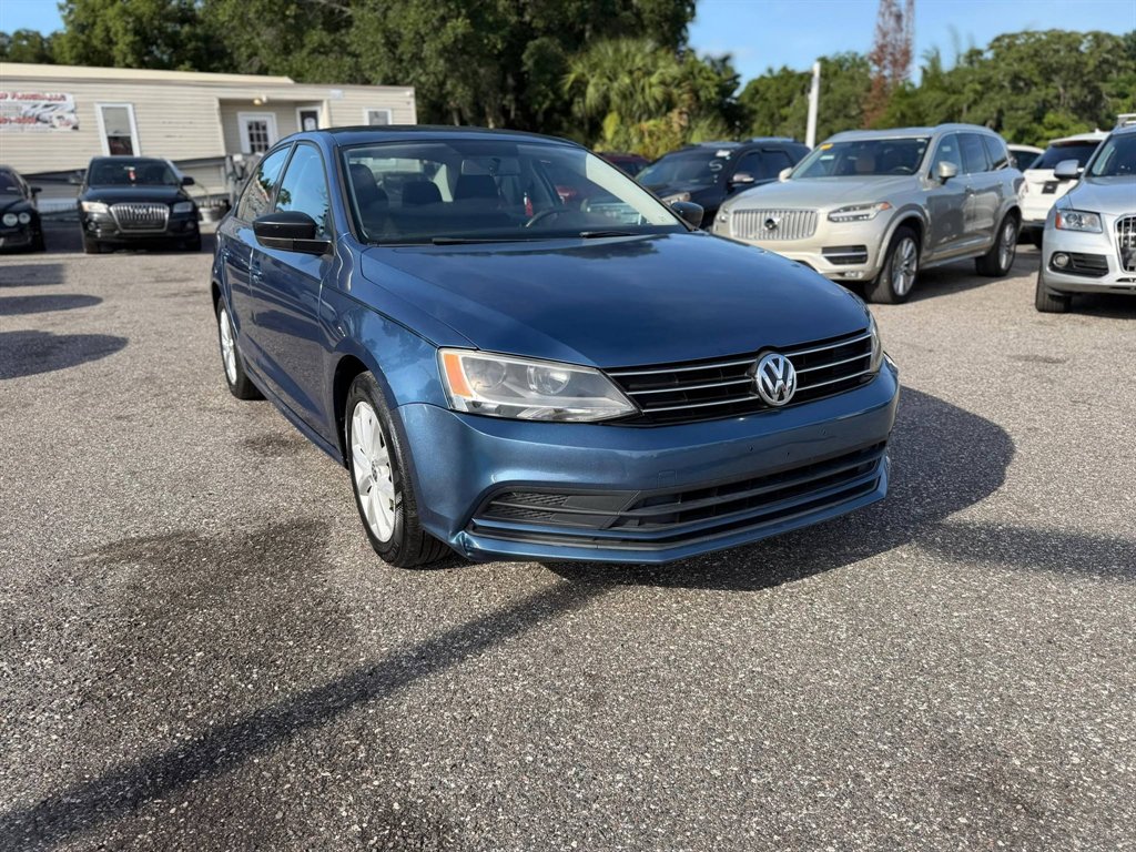 2015 Volkswagen Jetta - $7,995