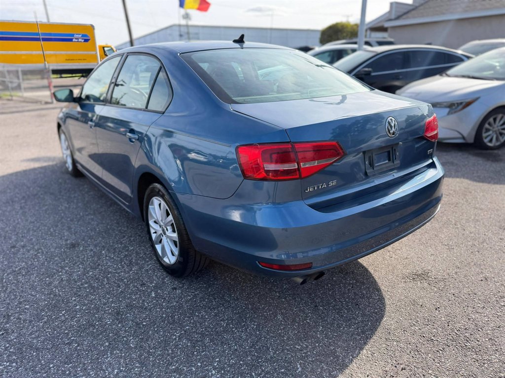 2015 Volkswagen Jetta - $7,995