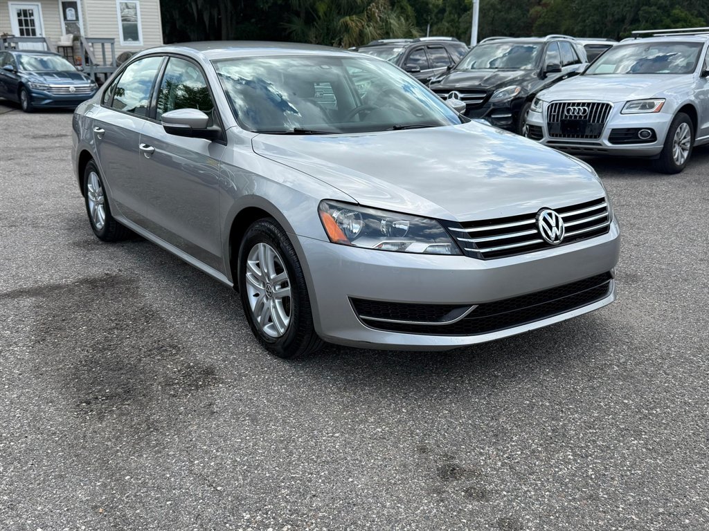 2014 Volkswagen Passat - $7,995