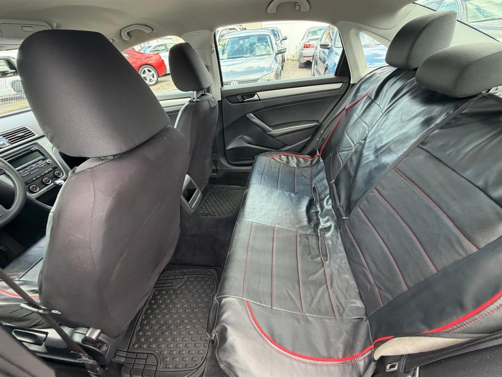 2014 Volkswagen Passat - $7,995
