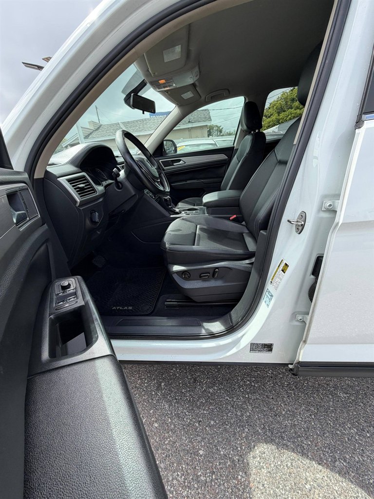 2018 Volkswagen Atlas - $9,995