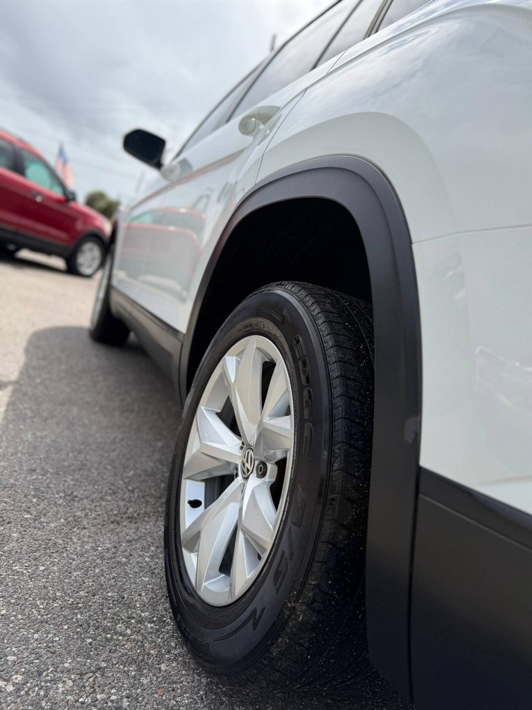 2018 Volkswagen Atlas - $9,995