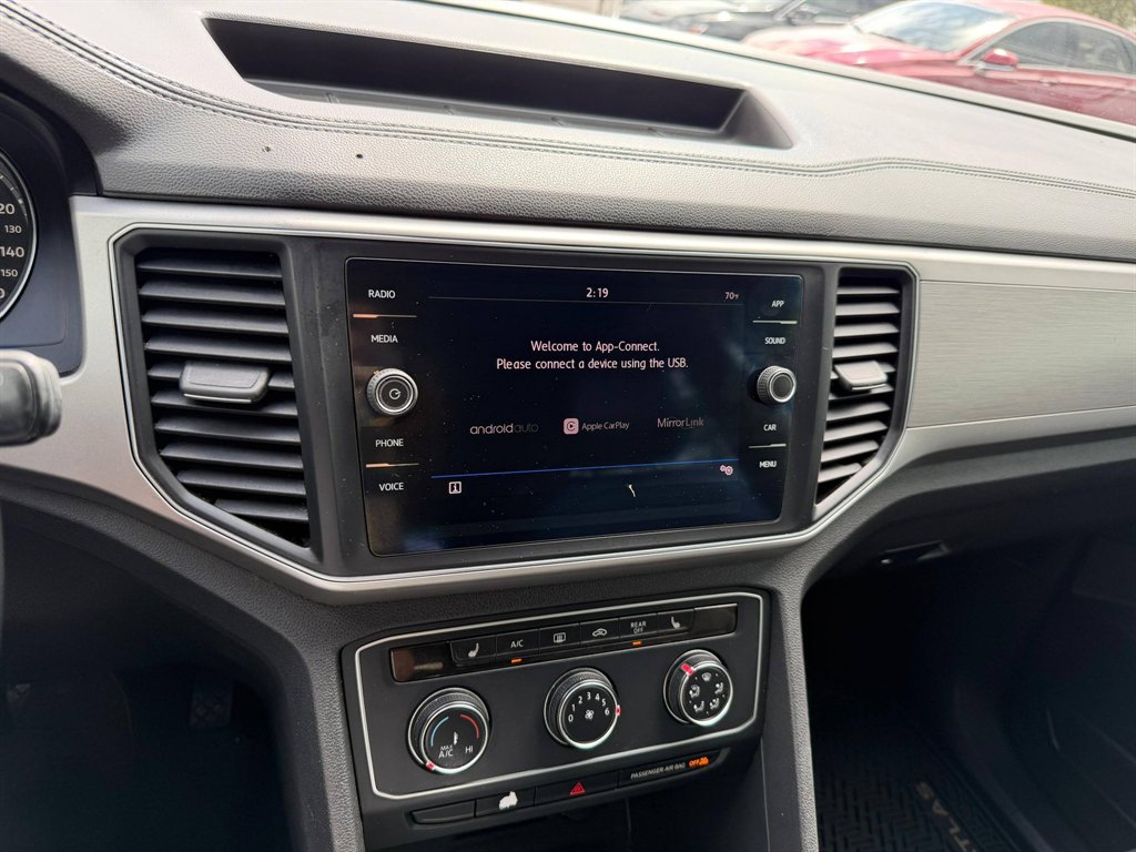 2018 Volkswagen Atlas - $9,995