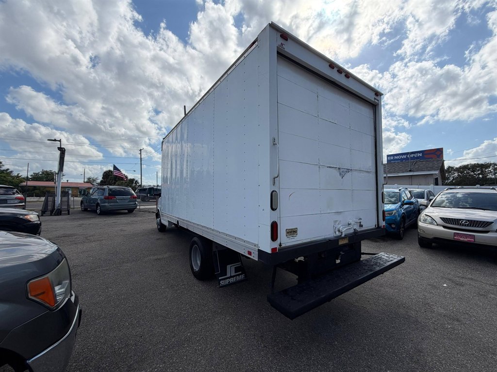 2015 Chevrolet Express - $6,900
