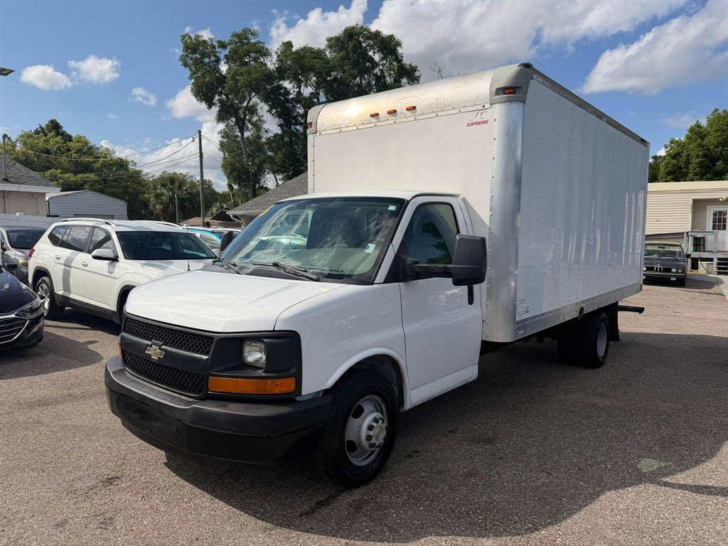 2015 Chevrolet Express - $6,900