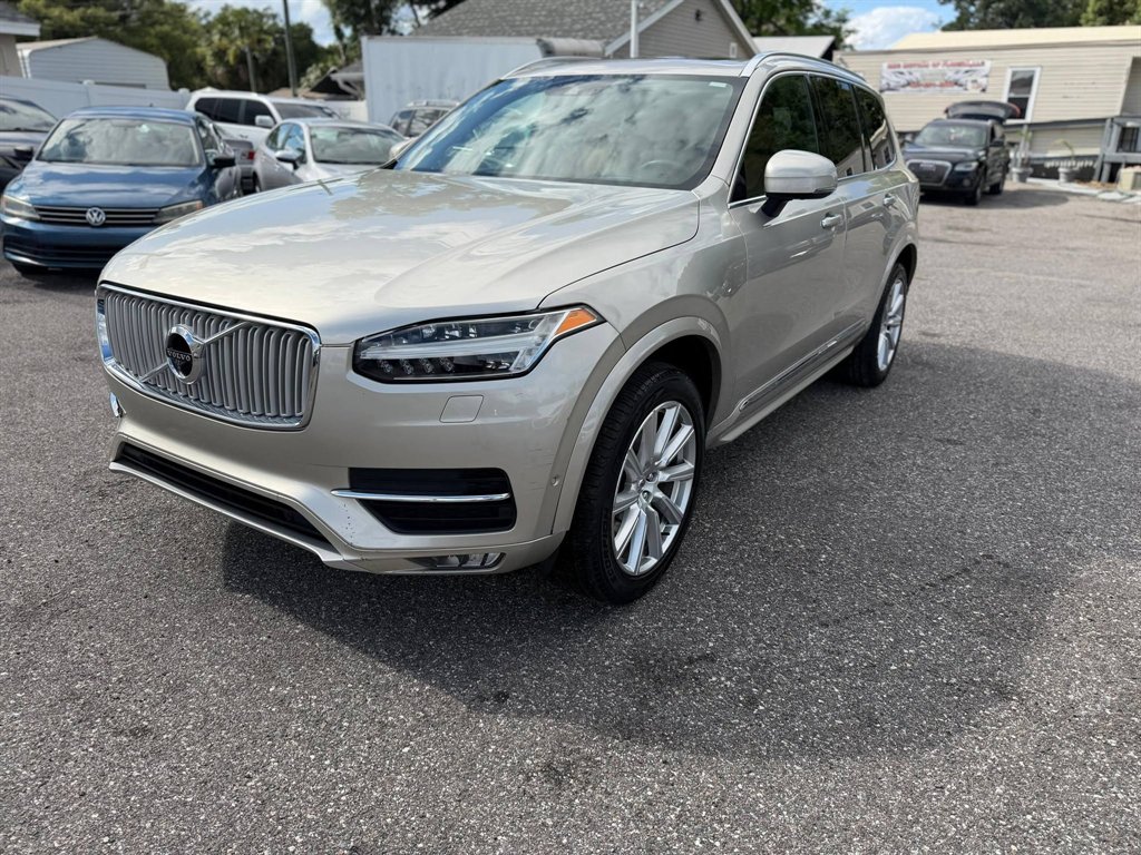 2016 Volvo XC90 - $9,995