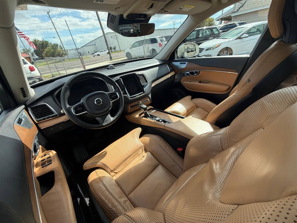 2016 Volvo XC90 - $9,995