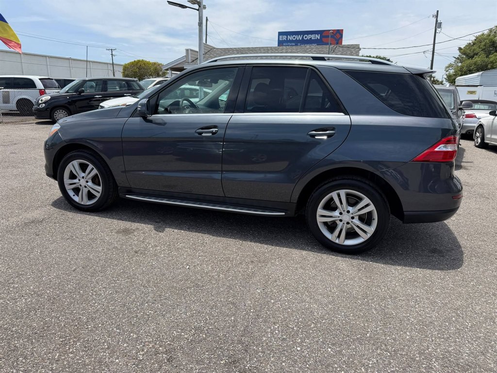 2012 Mercedes-Benz Ml-class - $8,995