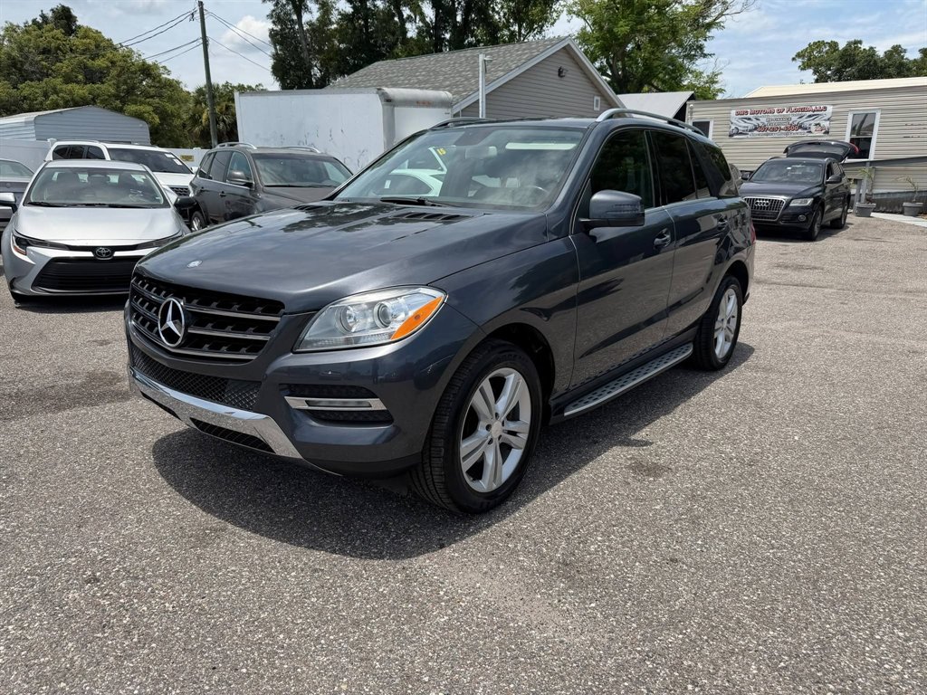 2012 Mercedes-Benz Ml-class - $8,995