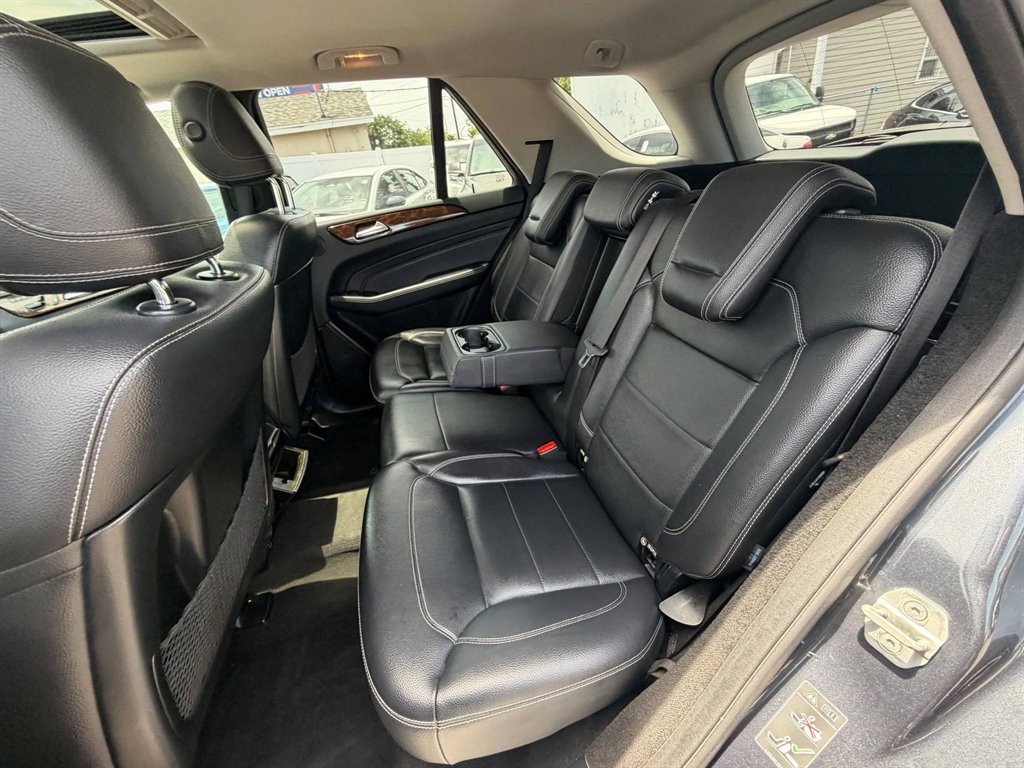 2012 Mercedes-Benz Ml-class - $8,995