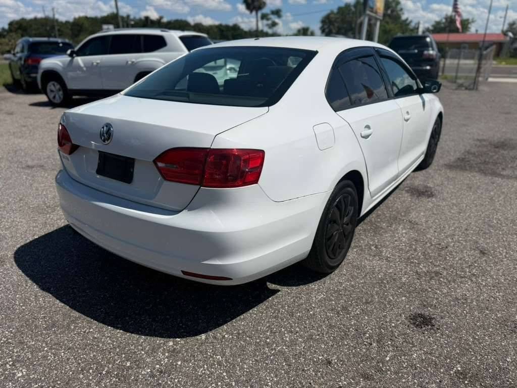 2015 Volkswagen Jetta - $4,995