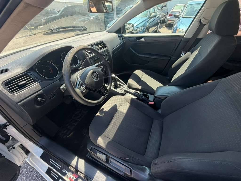2015 Volkswagen Jetta - $4,995