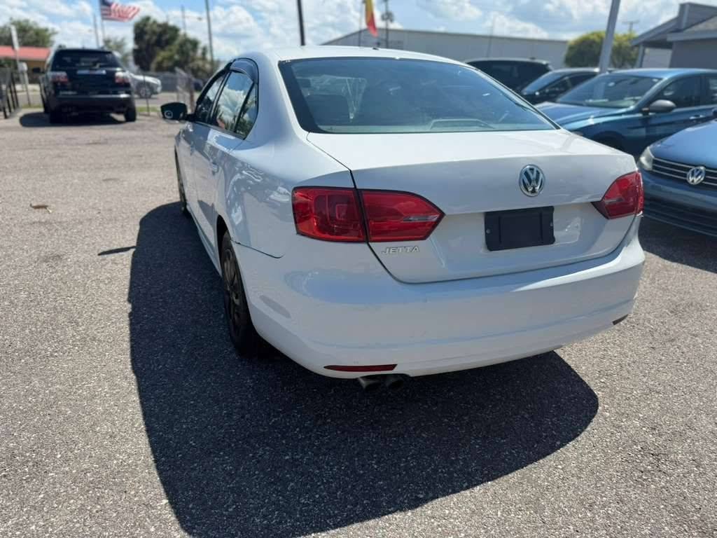 2015 Volkswagen Jetta - $4,995