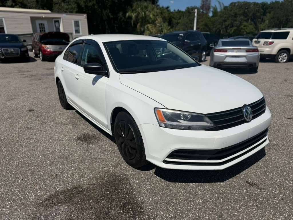 2015 Volkswagen Jetta - $4,995