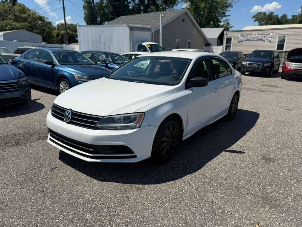 2015 Volkswagen Jetta - $4,995