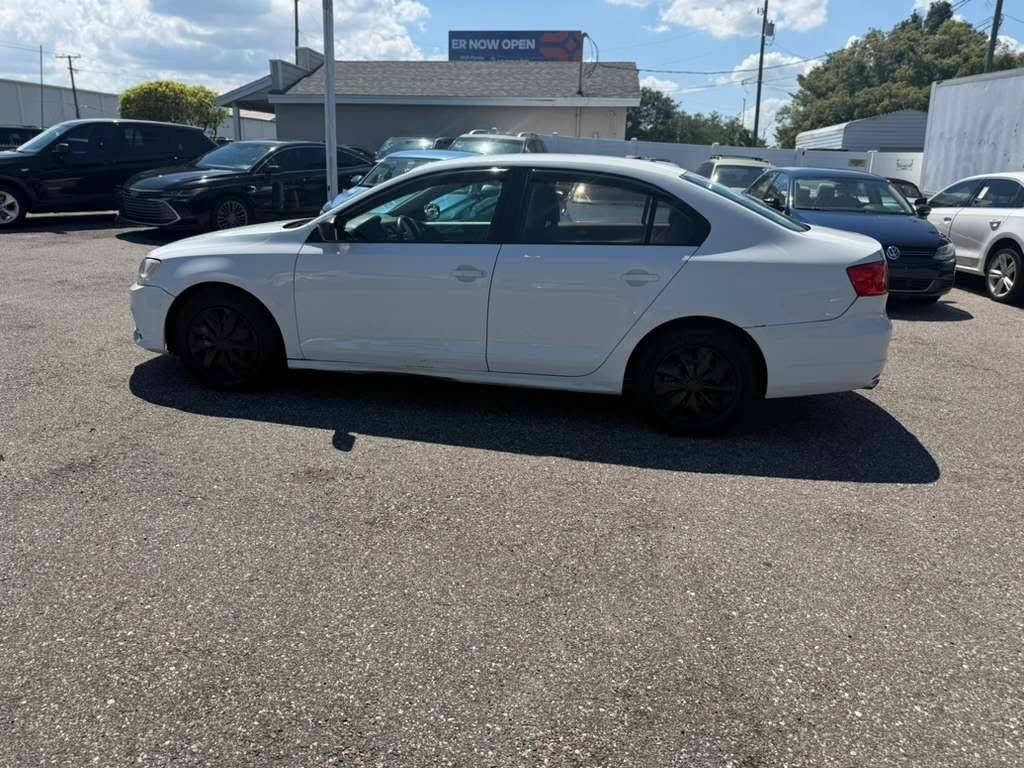 2015 Volkswagen Jetta - $4,995