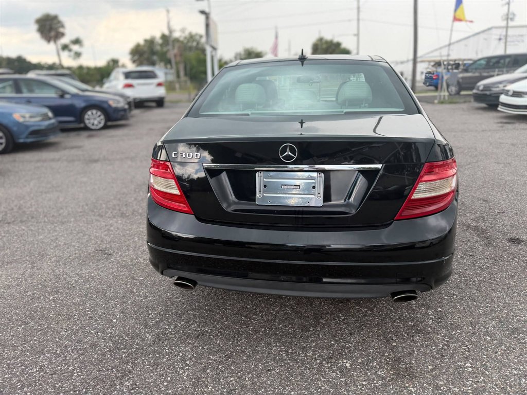 2009 Mercedes-Benz C-Class - $5,995
