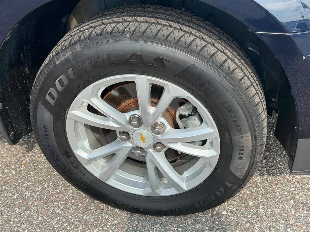 2017 Chevrolet Equinox - $7,995