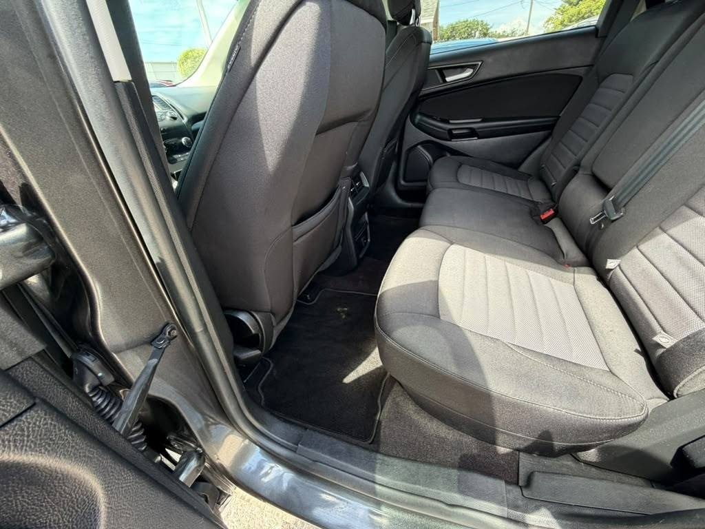 2019 Ford Edge - $11,995