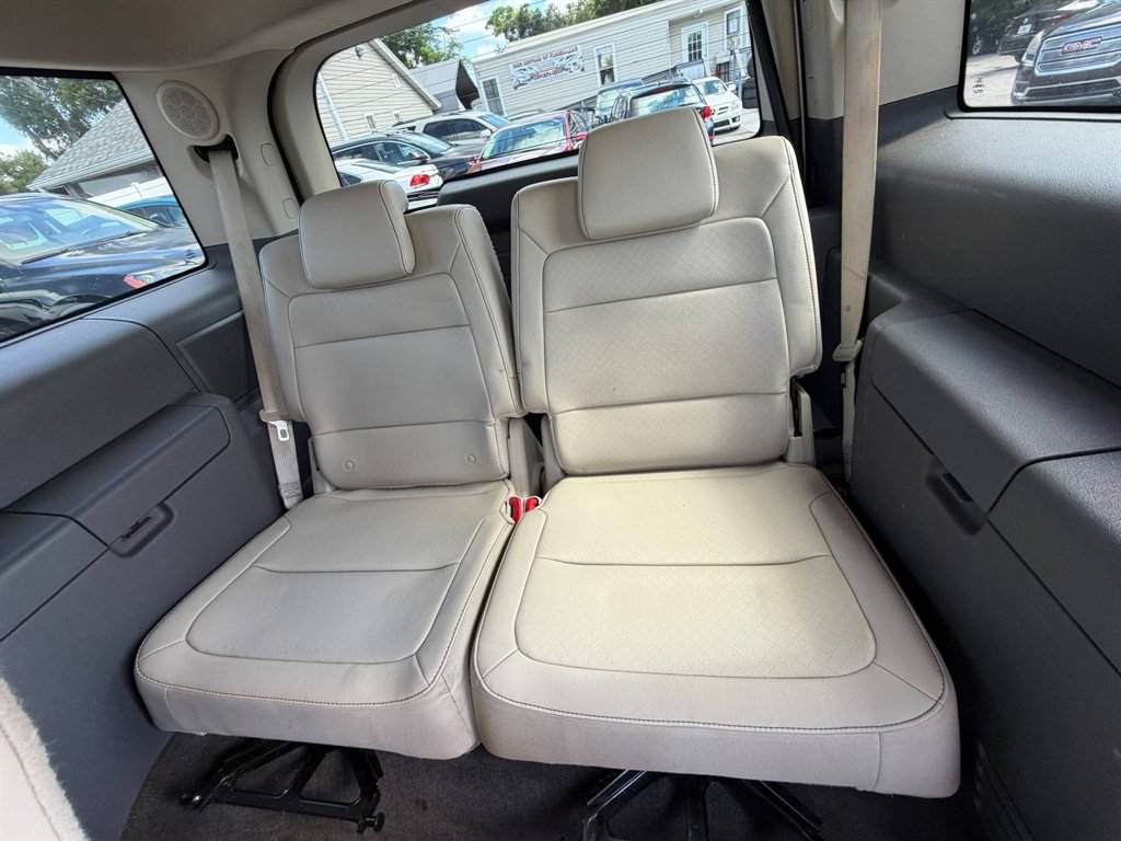 2010 Ford Flex - $7,995