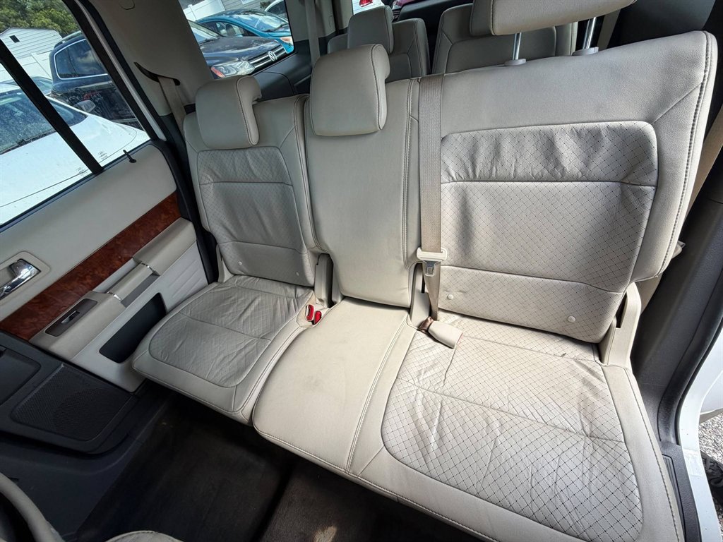2010 Ford Flex - $7,995