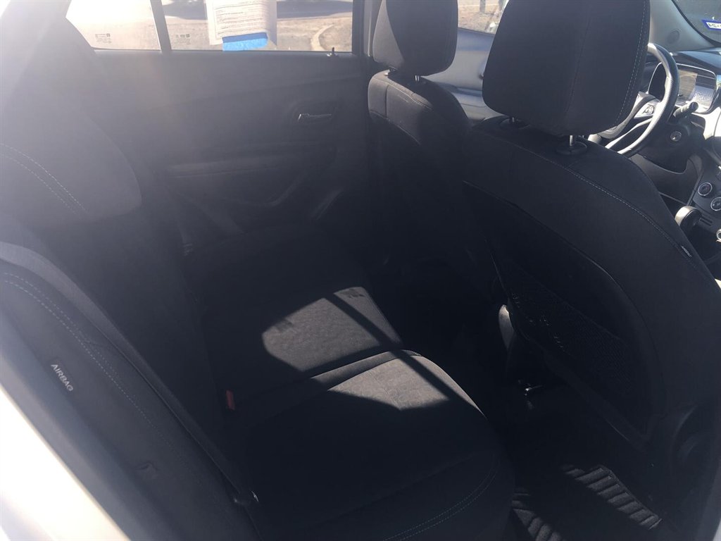 2016 Chevrolet Trax LS photo