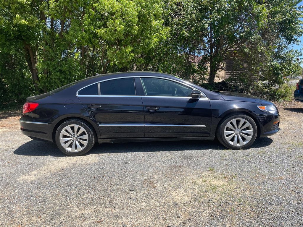 2011 Volkswagen CC Sport photo