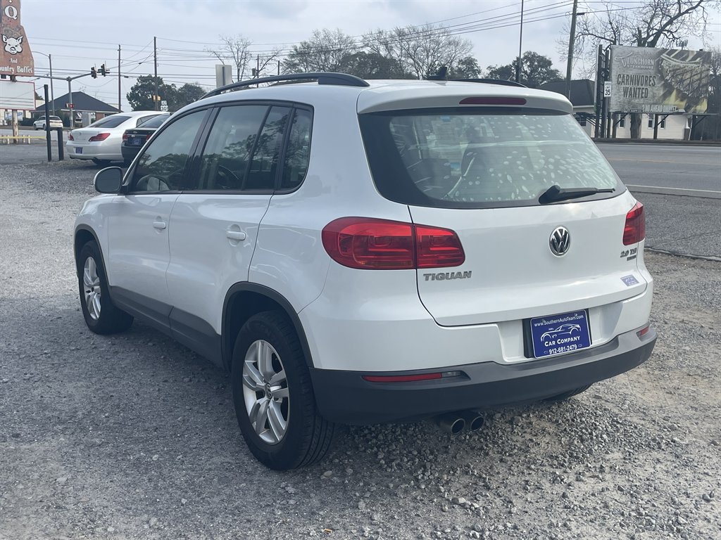 2015 Volkswagen Tiguan - $12,995