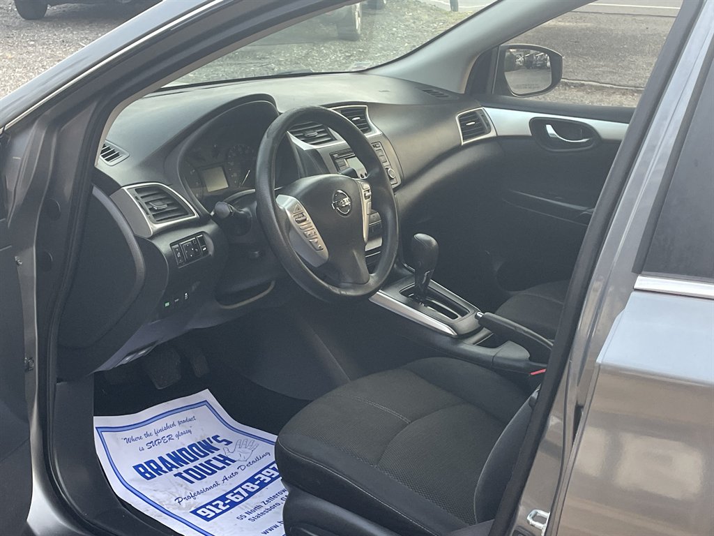 2016 Nissan Sentra - $12,995