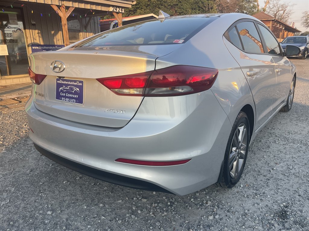 2017 Hyundai Elantra - $14,995