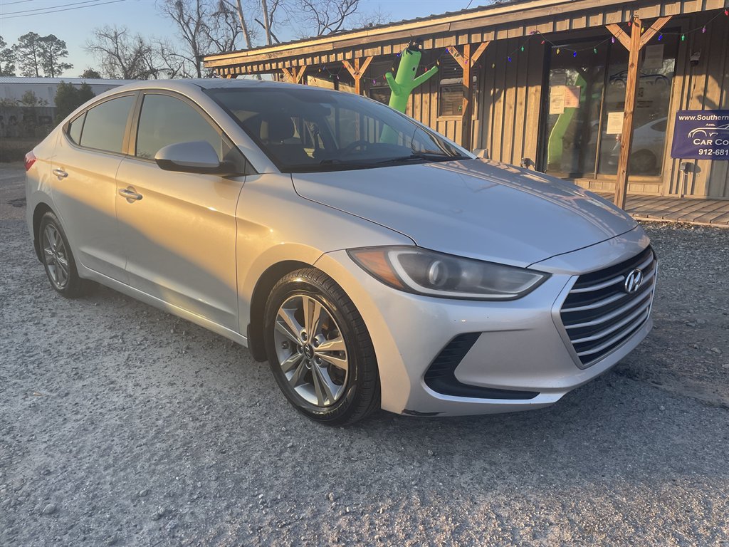 2017 Hyundai Elantra - $14,995