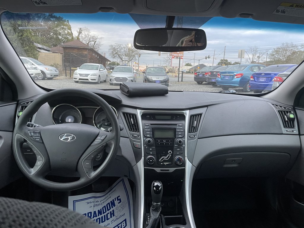 2012 Hyundai Sonata - $11,995