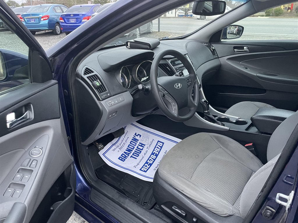 2012 Hyundai Sonata - $11,995