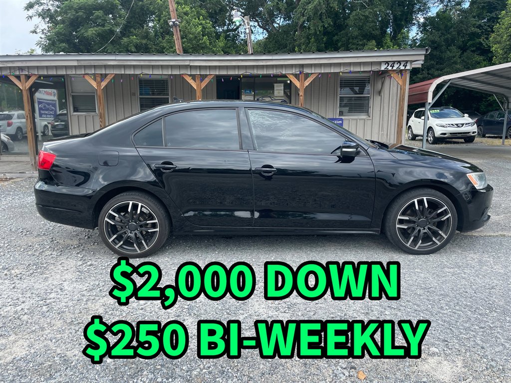 2012 Volkswagen Jetta - $10,995