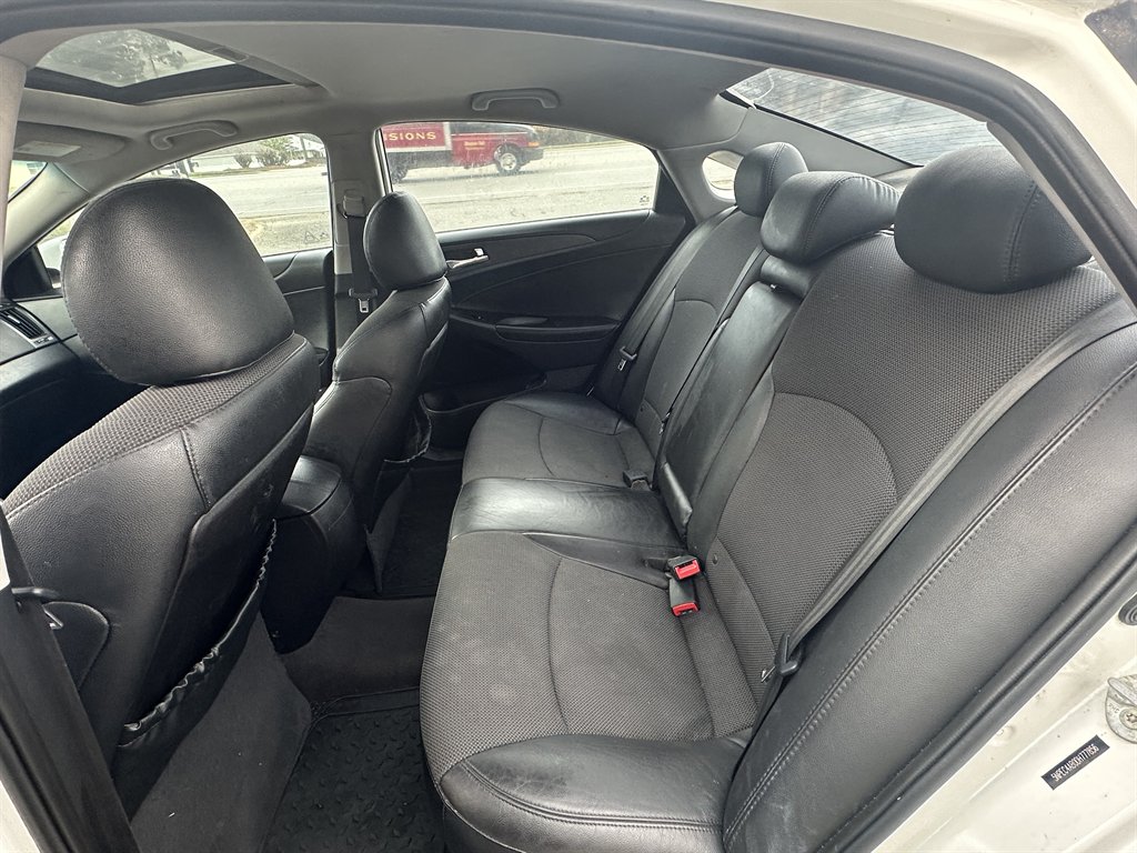 2013 Hyundai Sonata - $10,995