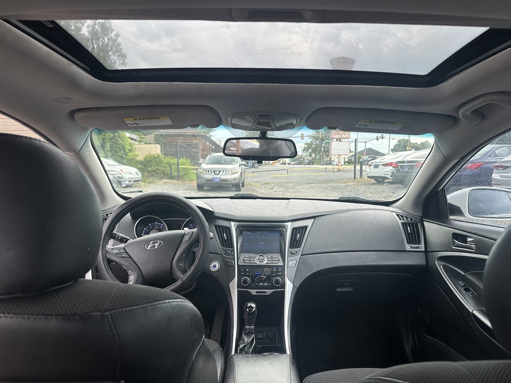2013 Hyundai Sonata - $10,995