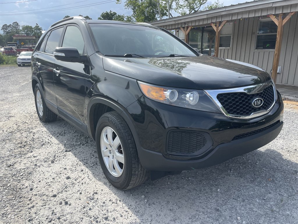 2013 Kia Sorento - $13,995