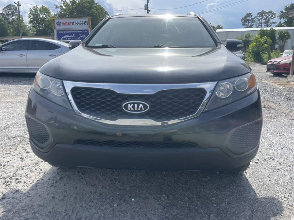 2013 Kia Sorento - $13,995
