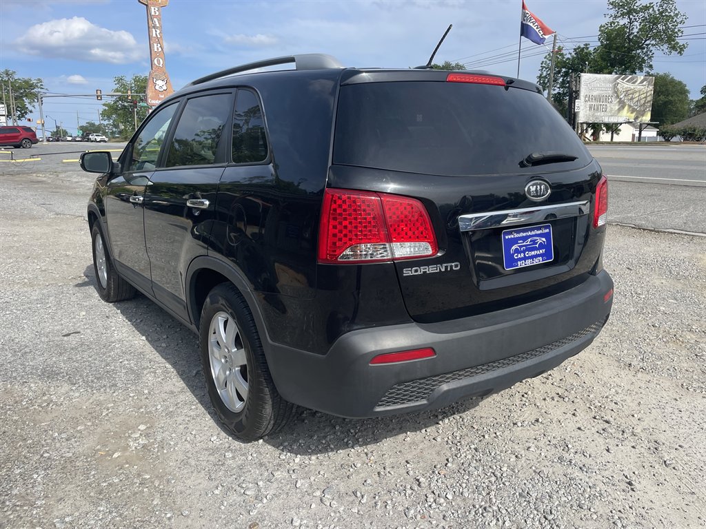 2013 Kia Sorento - $13,995