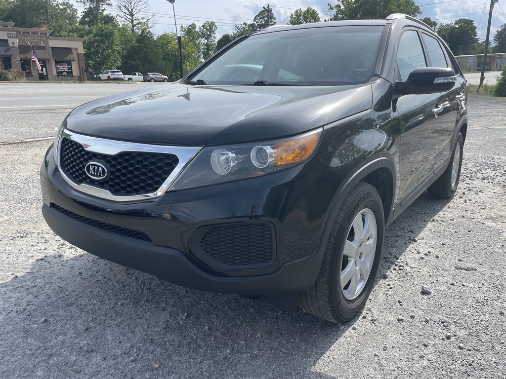 2013 Kia Sorento - $13,995