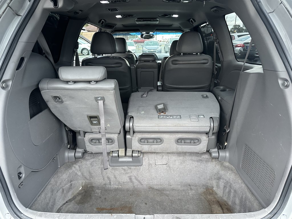 2010 Honda Odyssey - $9,995