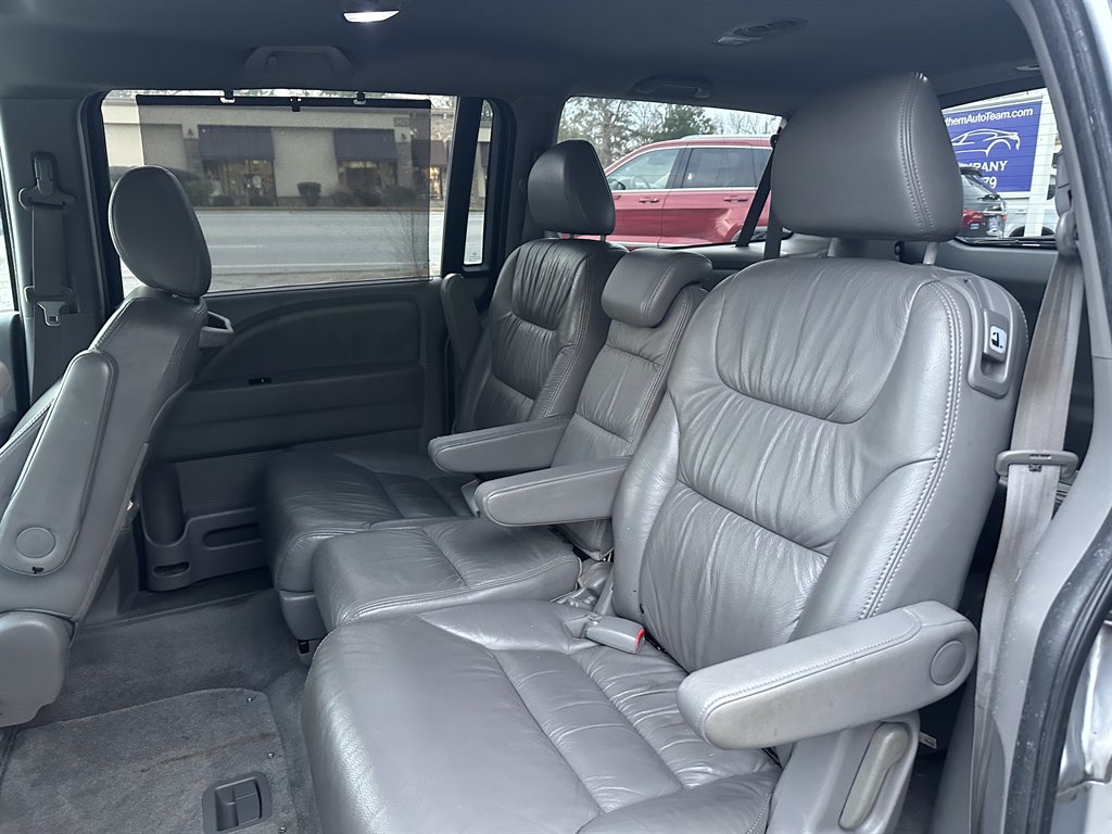 2010 Honda Odyssey - $9,995