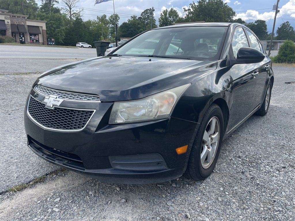2013 Chevrolet Cruze - $9,995