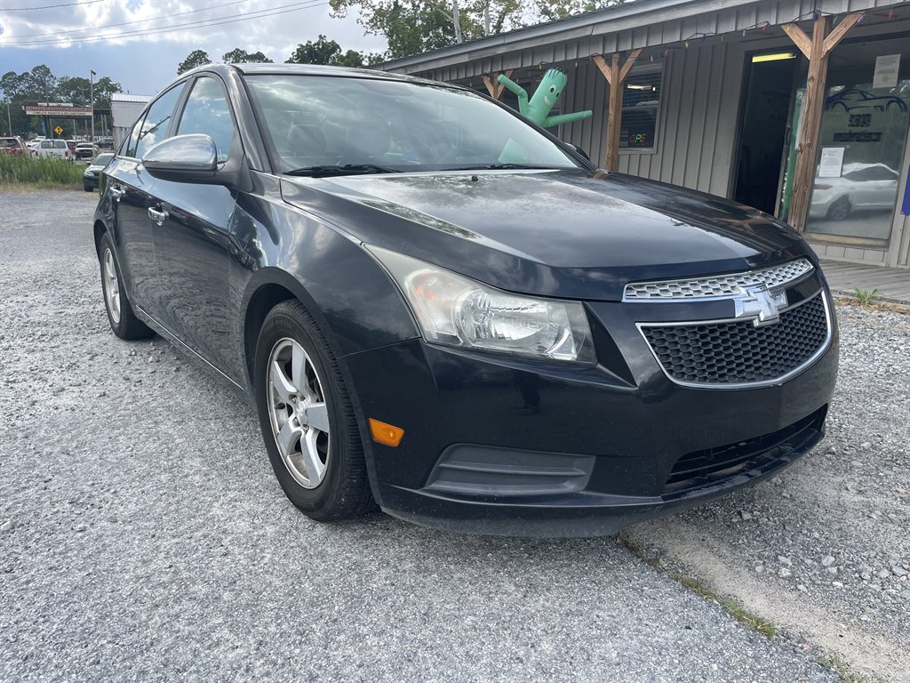 2013 Chevrolet Cruze - $9,995