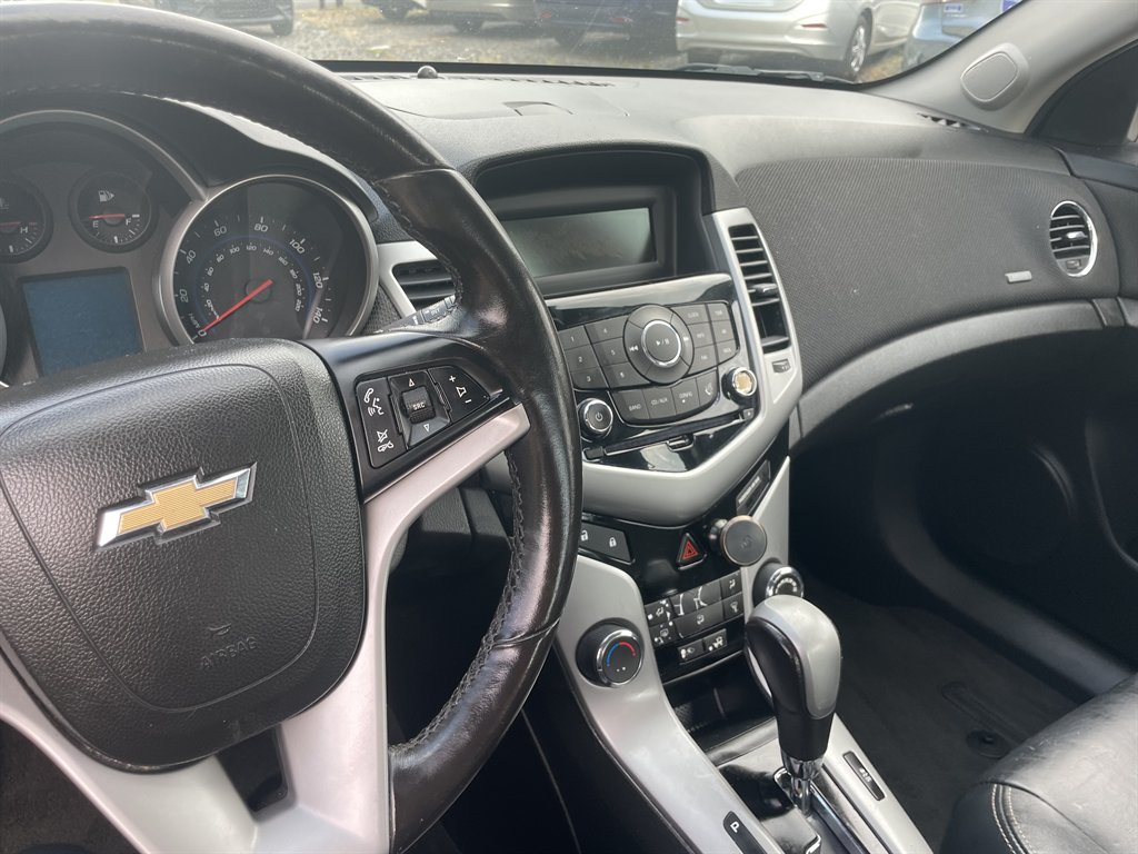 2013 Chevrolet Cruze - $9,995