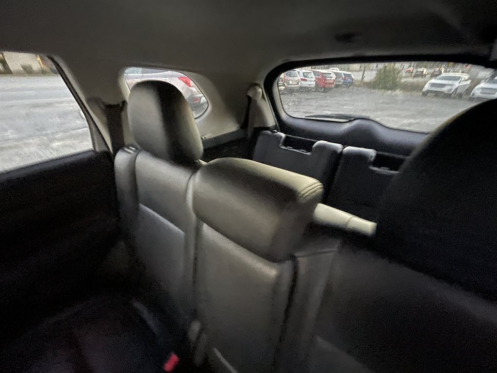 2014 Mitsubishi Outlander - $13,995