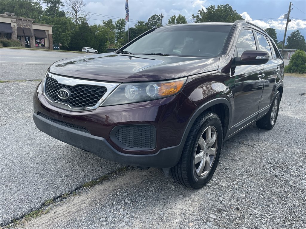 2013 Kia Sorento - $12,995