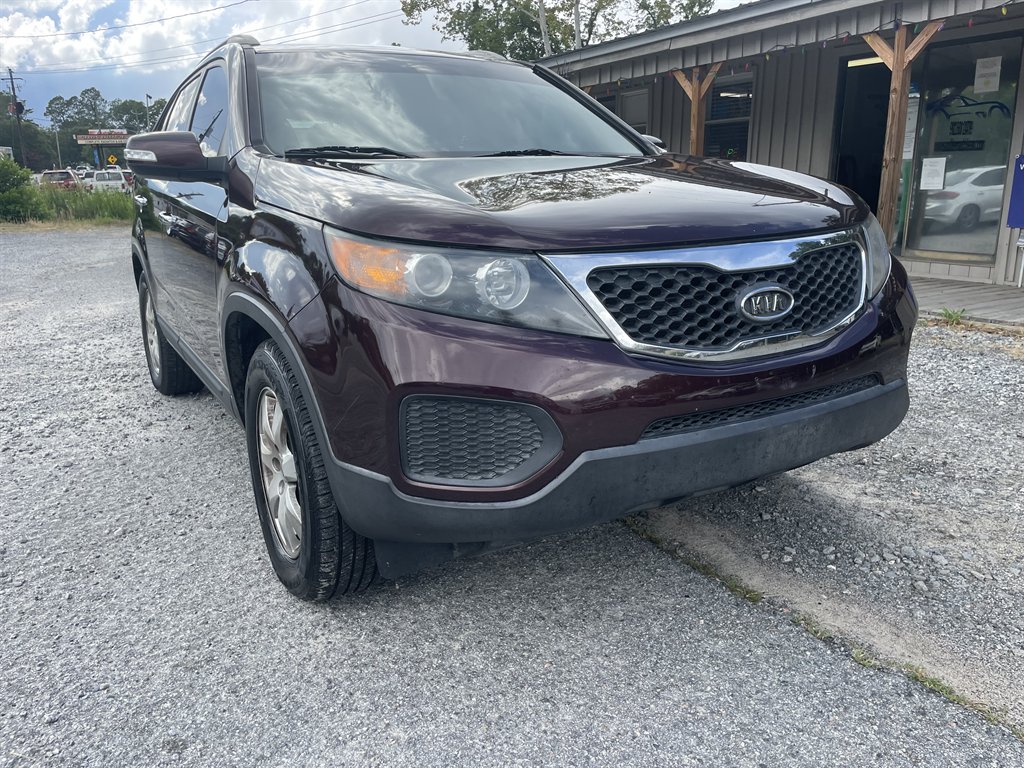 2013 Kia Sorento - $12,995