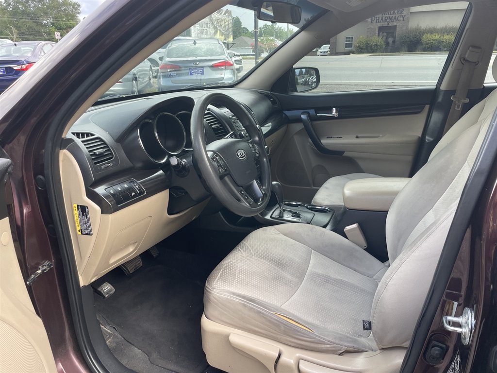 2013 Kia Sorento - $12,995